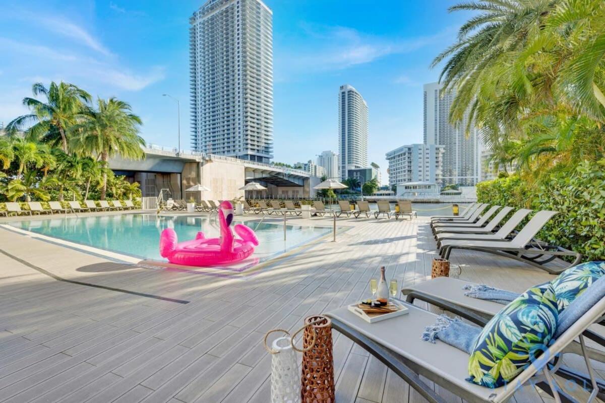 Infinite View - Balcony- Amazing Pool- Near *