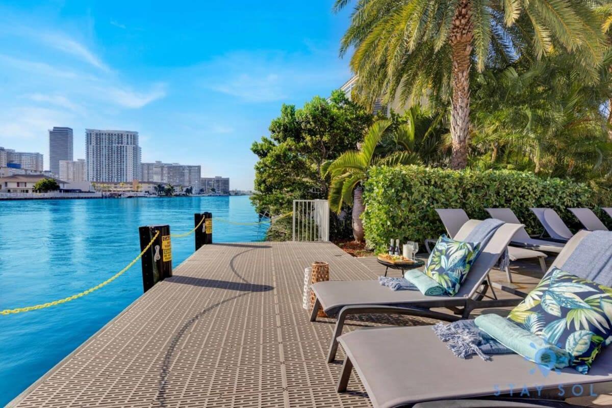 Apartment Infinite View - Balcony- Amazing Pool- Near